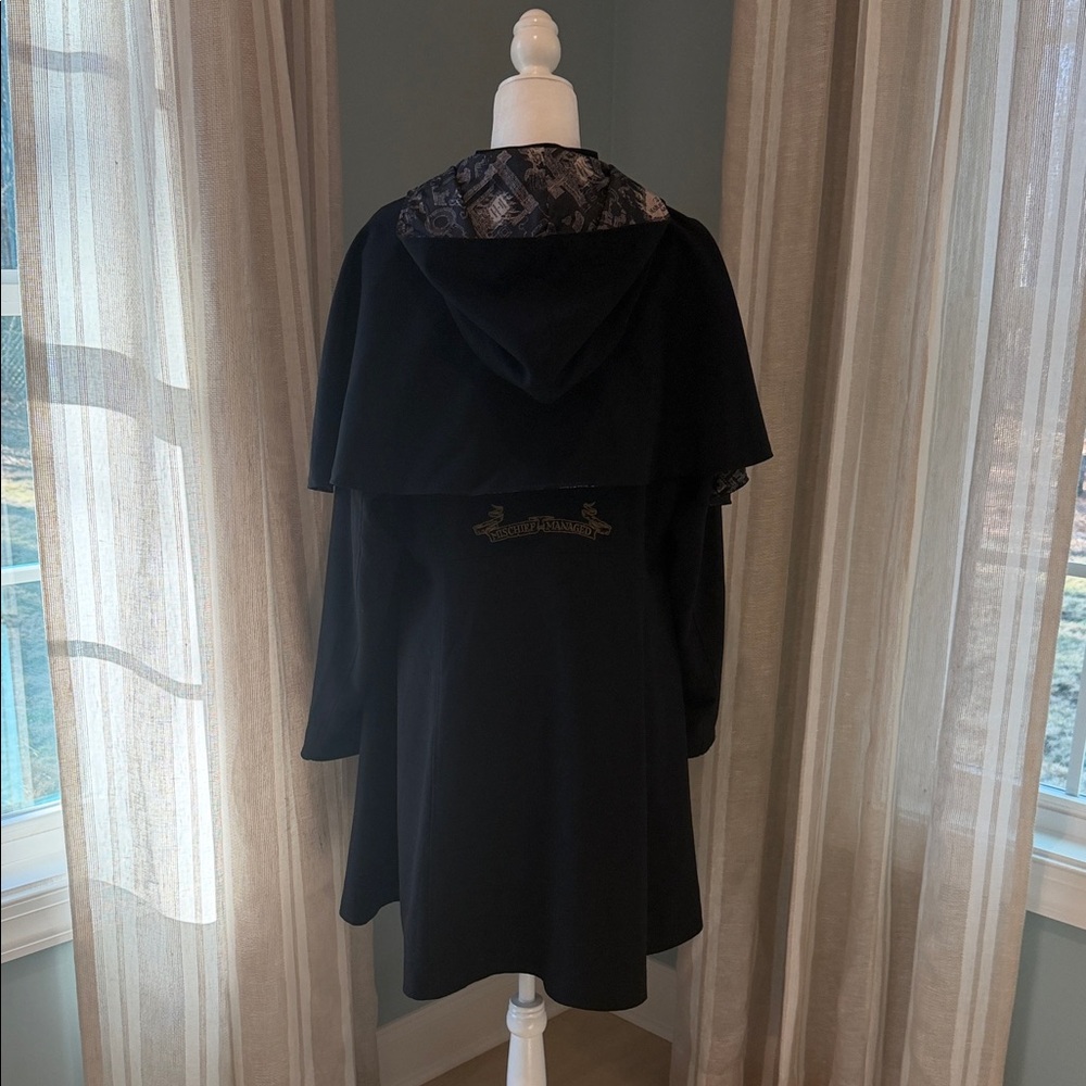 Torrid Harry Potter Black & Gold Embroidered Capelet Coat, Size 1 (XL) - Picture 13 of 16